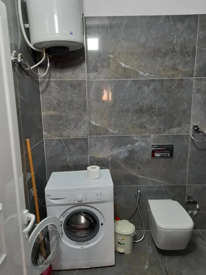 Mateo Apartaments Sarande